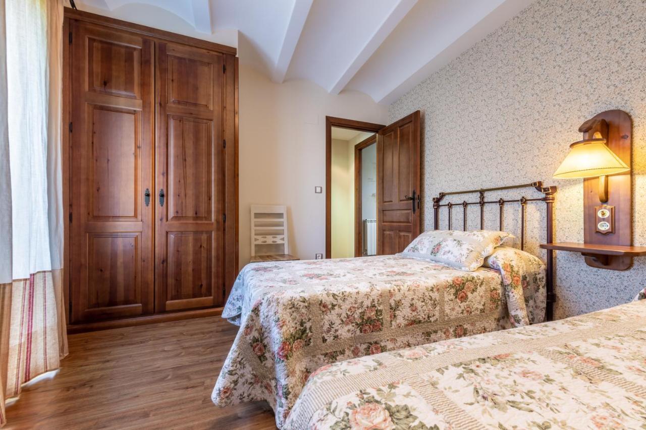 Casa Bergua Pension Víu Buitenkant foto